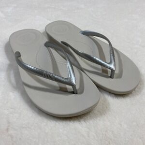 Fitflop Silver and Gray Sandals Minimalist Design